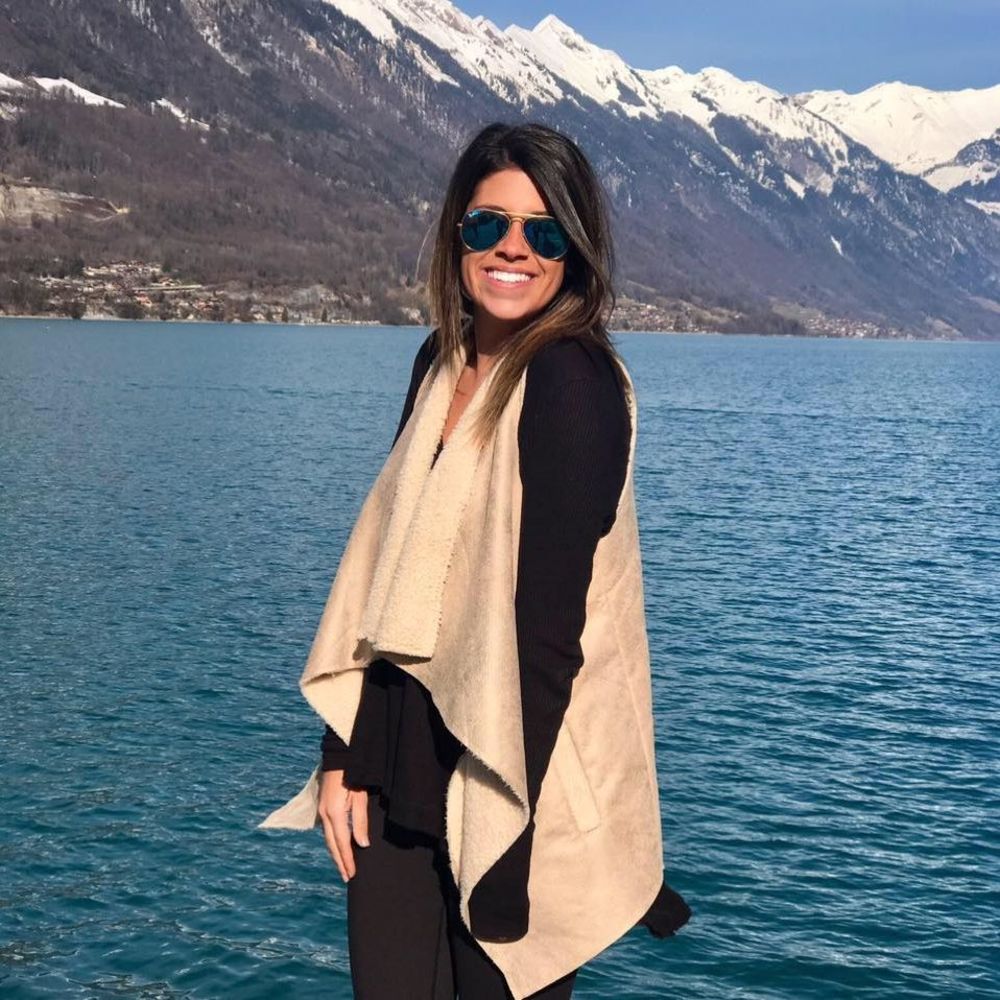 Meet your Posher, Emma